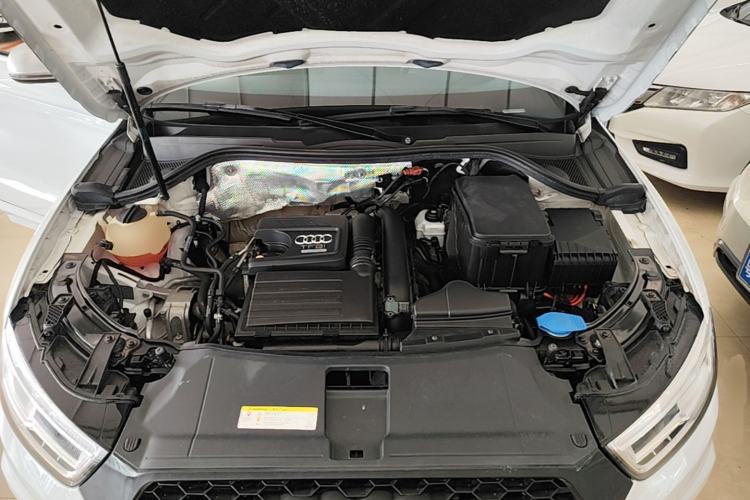 Used Audi Q3 2018 30th Anniversary Edition 30 TFSI Fashion Model Engine Bay