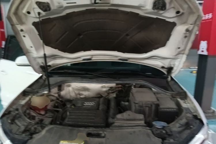 Used Audi Q3 2018 30 TFSI Fashion Edition Collector's Version Engine Bay