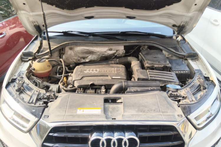 Used Audi Q3 2018 30th Anniversary Edition 40 TFSI quattro all-wheel-drive sport model Engine Bay