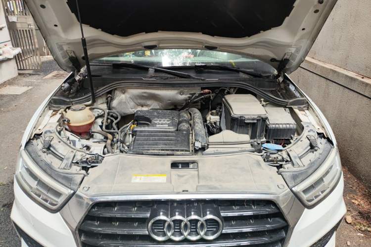 Used Audi Q3 2018 30 TFSI Fashion Edition Collector's Version Engine Bay