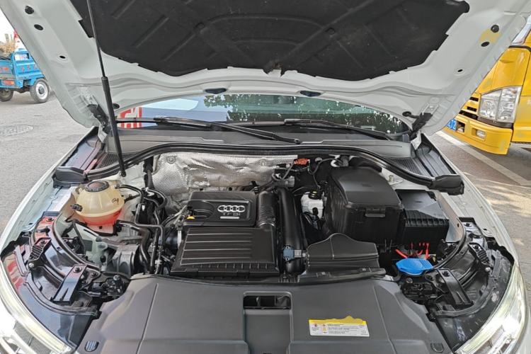 Used Audi Q3 2018 30th Anniversary Edition 30 TFSI Fashion Model Engine Bay