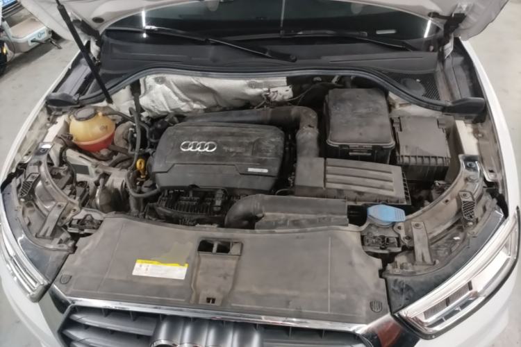 Used Audi Q3 2018 30th Anniversary Edition 35 TFSI Fashion Model Engine Bay