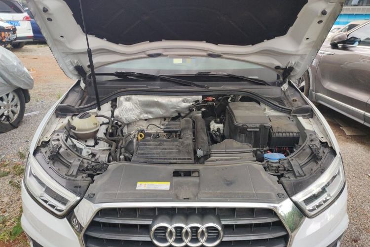 Used Audi Q3 2018 30th Anniversary Edition 30 TFSI Fashion Model Engine Bay