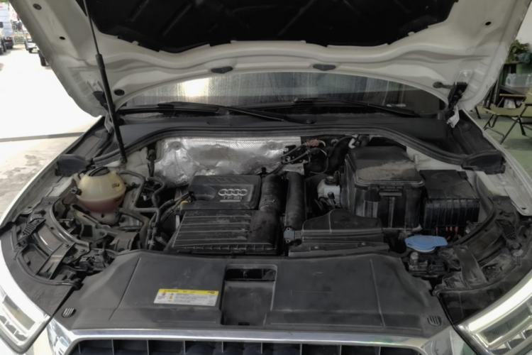 Used Audi Q3 2018 30th Anniversary Edition 30 TFSI Fashion Model Engine Bay
