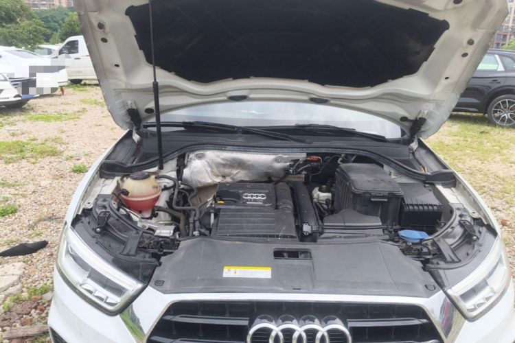 Used Audi Q3 2018 30 TFSI Fashion Edition Collector's Version Engine Bay