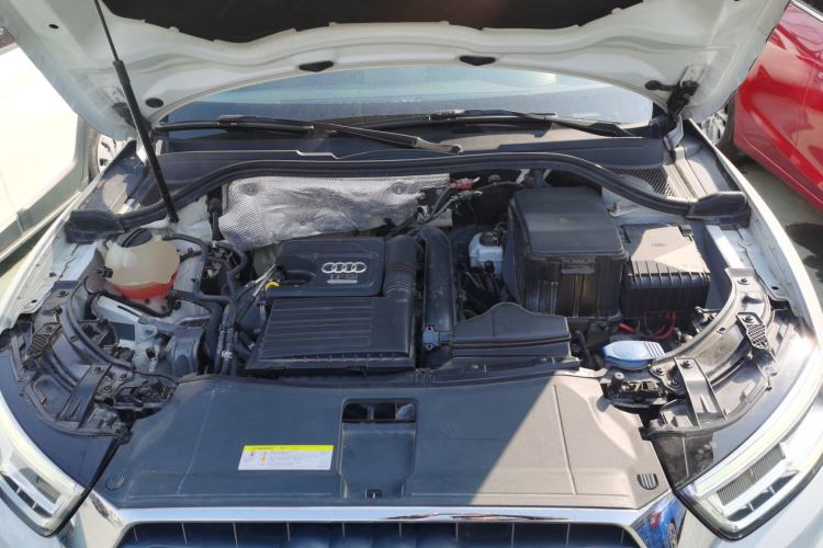 Used Audi Q3 2018 30th Anniversary Edition 30 TFSI Fashion Model Engine Bay