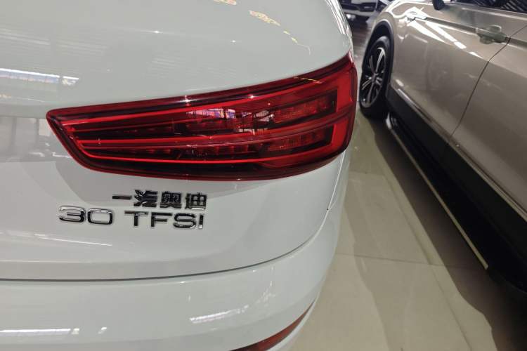 Used Audi Q3 2018 30th Anniversary Edition 30 TFSI Fashion Model Exterior 3