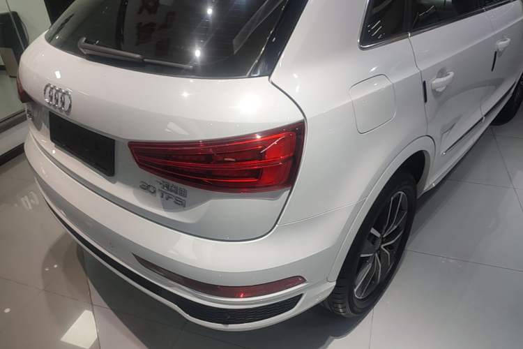 Used Audi Q3 2018 30 TFSI Fashion Edition Collector's Version Exterior 3