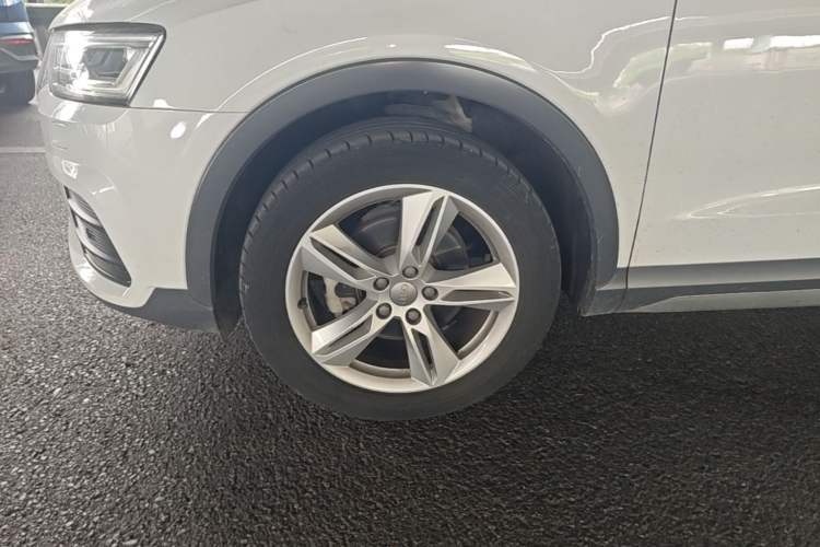 Used Audi Q3 2018 30th Anniversary Edition 30 TFSI Style Model Exterior 4