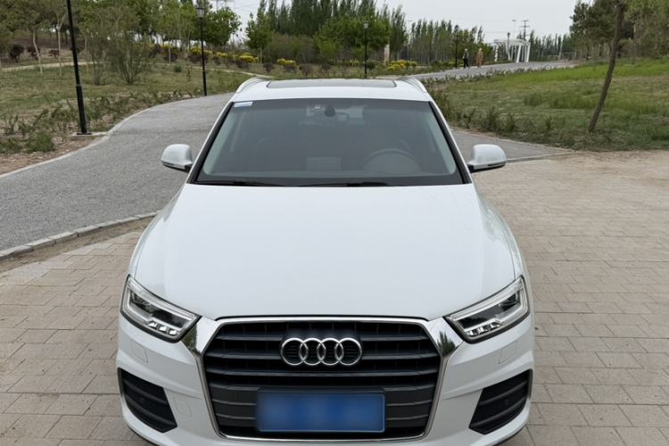 Used Audi Q3 2018 30th Anniversary Edition 30 TFSI Style Model Exterior 5