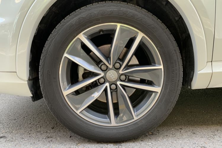 Used Audi Q3 2018 30 TFSI Fashion Edition Collector's Version Exterior 5