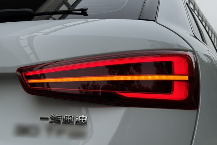 Used Audi Q3 2018 30th Anniversary Edition 30 TFSI Fashion Model Exterior 8