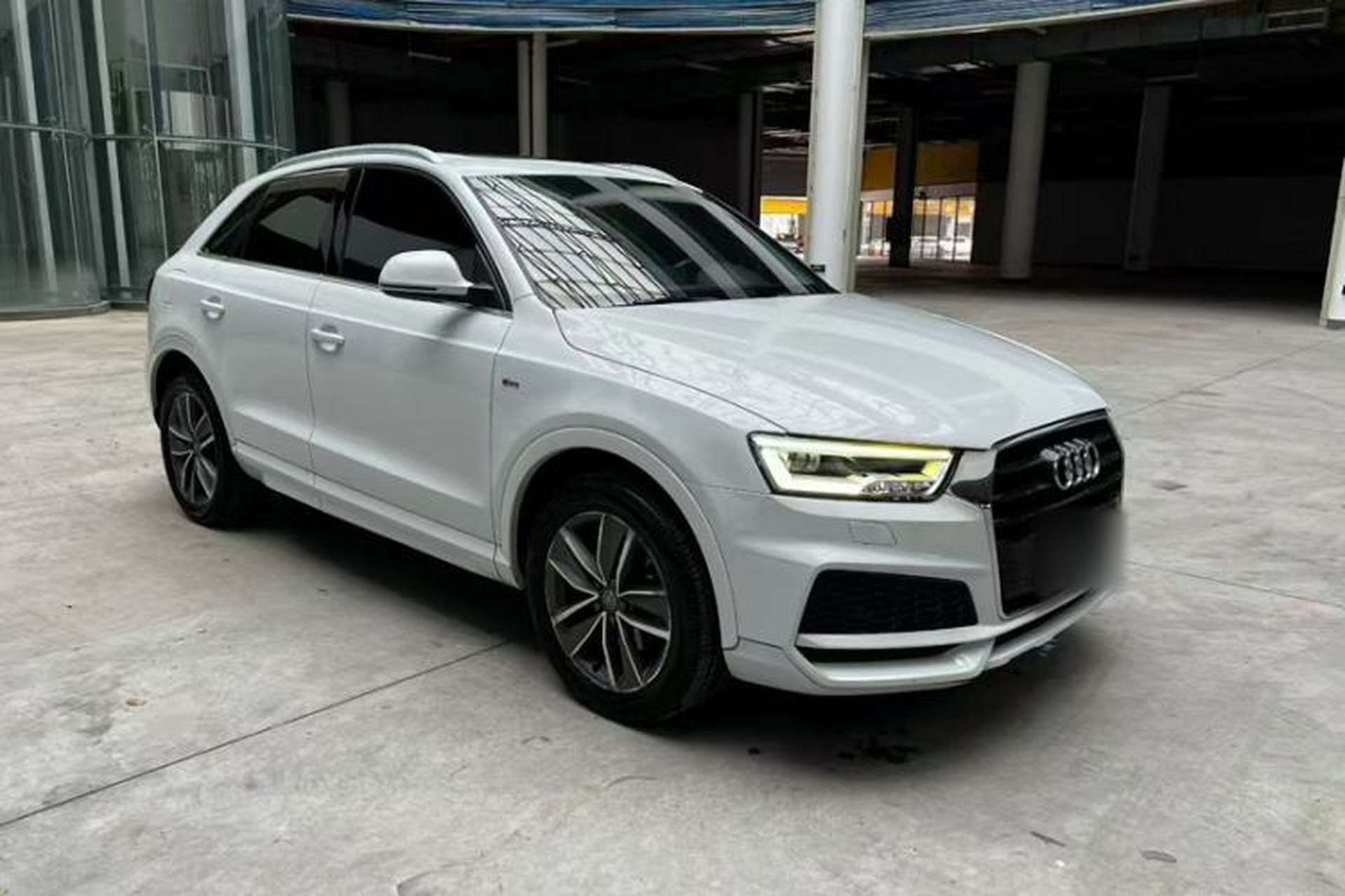 Used Audi Q3 2018 35 TFSI Fashion Edition Collector's Model Exterior 8