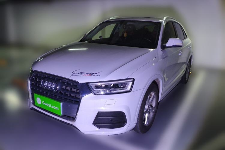 Used Audi Q3 2018 30th Anniversary Edition 35 TFSI Fashion Model Guazi used car, China used car export, Used car for sale, Used Audi cars, Cheapest cars for sale