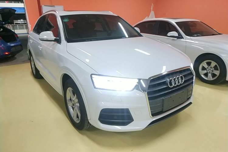 Used Audi Q3 2018 30th Anniversary Edition 30 TFSI Fashion Model Front Right 45 Deg