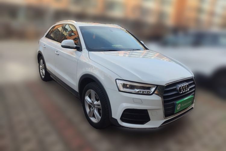 Used Audi Q3 2018 30th Anniversary Edition 30 TFSI Style Model Front Right 45 Deg