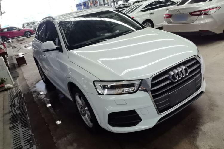 Used Audi Q3 2018 30th Anniversary Edition 30 TFSI Fashion Model Front Right 45 Deg