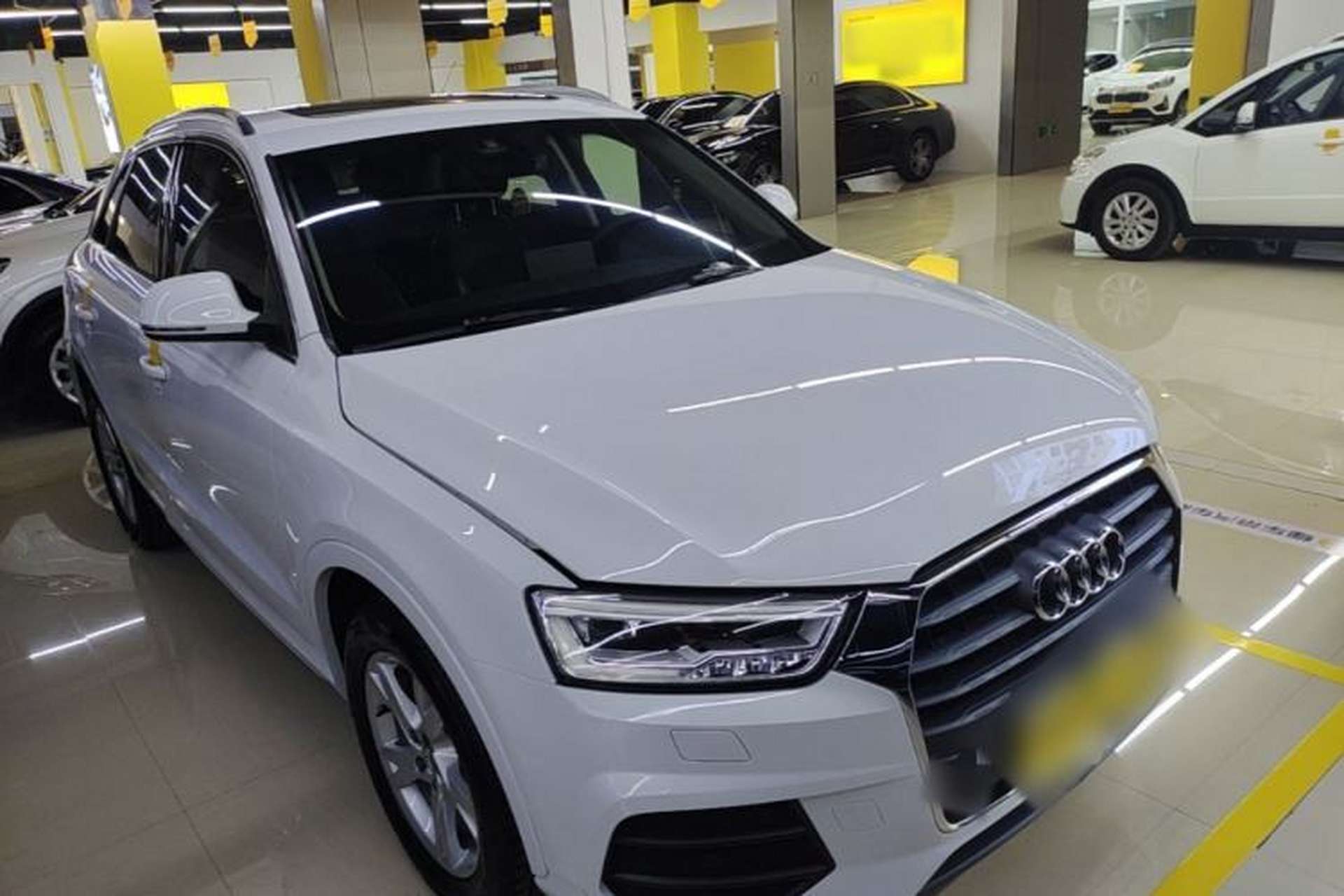 Used Audi Q3 2018 30th Anniversary Edition 30 TFSI Fashion Model Front Right 45 Deg