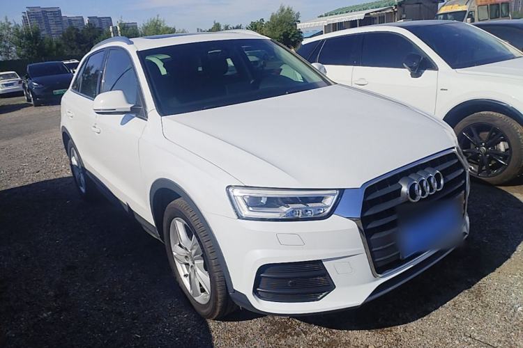 Used Audi Q3 2018 30th Anniversary Edition 30 TFSI Style Model Front Right 45 Deg