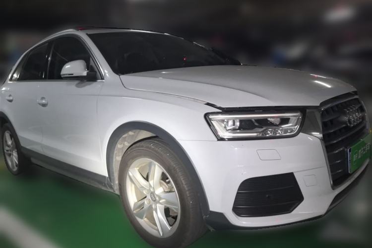 Used Audi Q3 2018 30th Anniversary Edition 30 TFSI Style Model Front Right 45 Deg