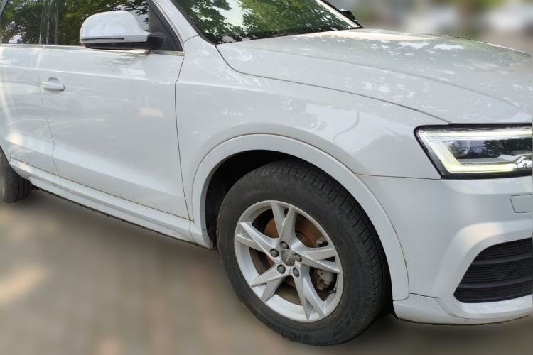 Used Audi Q3 2018 30th Anniversary Edition 35 TFSI Fashion Model Front Right 45 Deg