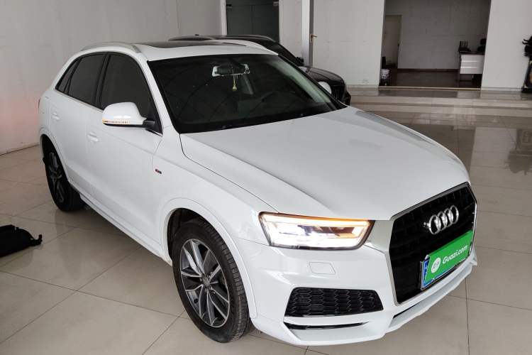 Used Audi Q3 2018 30th Anniversary Edition 35 TFSI Sport Model Front Right 45 Deg