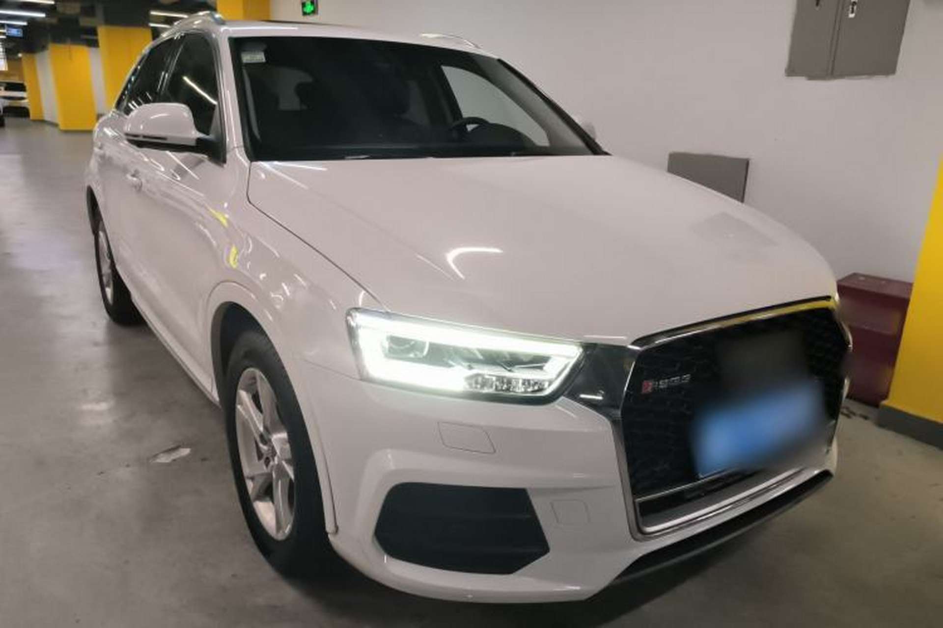 Used Audi Q3 2018 30th Anniversary Edition 30 TFSI Fashion Model Front Right 45 Deg