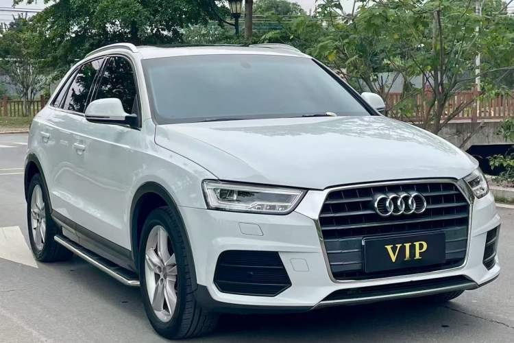 Used Audi Q3 2018 30th Anniversary Edition 30 TFSI Fashion Model Front Right 45 Deg
