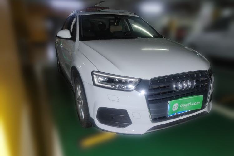 Used Audi Q3 2018 30th Anniversary Edition 30 TFSI Style Model Front Right 45 Deg