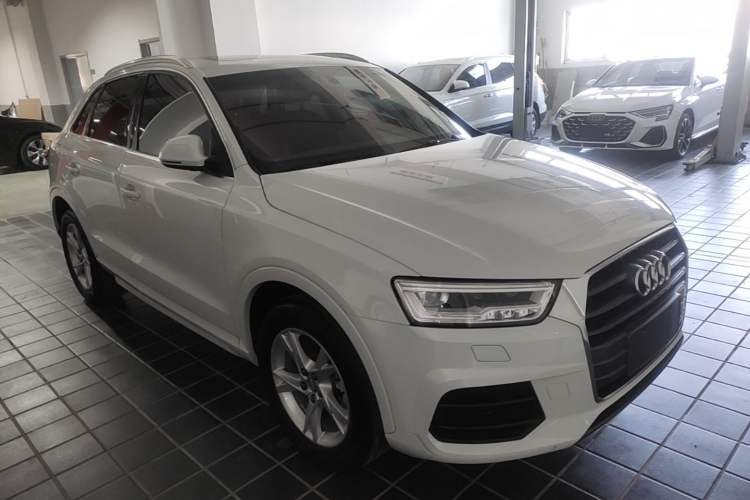 Used Audi Q3 2018 30th Anniversary Edition 30 TFSI Fashion Model Front Right 45 Deg