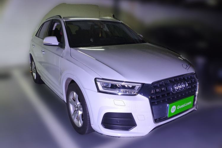 Used Audi Q3 2018 30th Anniversary Edition 35 TFSI Fashion Model Front Right 45 Deg