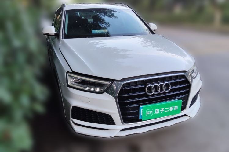 Used Audi Q3 2018 30 TFSI Fashion Edition Collector's Version Front Right 45 Deg
