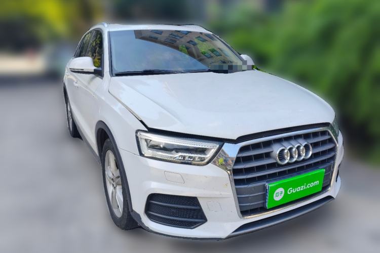 Used Audi Q3 2018 30th Anniversary Edition 30 TFSI Style Model Front Right 45 Deg