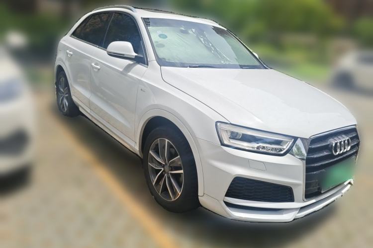 Used Audi Q3 2018 35 TFSI Fashion Edition Collector's Model Front Right 45 Deg