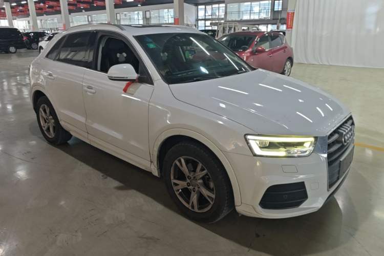 Used Audi Q3 2018 30th Anniversary Edition 35 TFSI Fashion Model Front Right 45 Deg