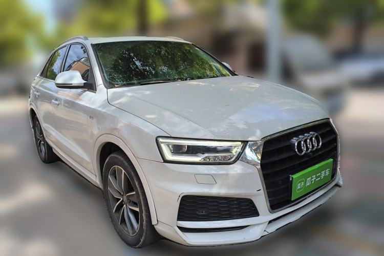 Used Audi Q3 2018 30 TFSI Fashion Edition Collector's Version Front Right 45 Deg