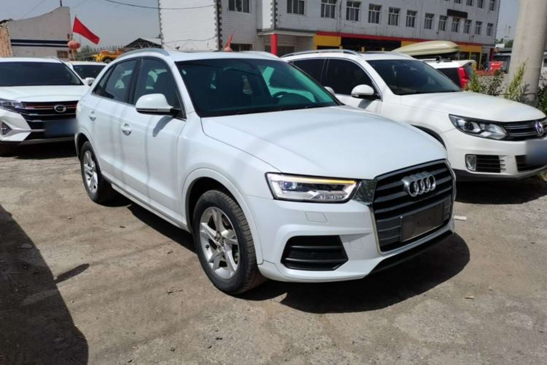 Used Audi Q3 2018 30th Anniversary Edition 30 TFSI Fashion Model Front Right 45 Deg