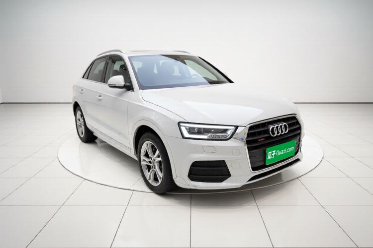 Used Audi Q3 2018 30th Anniversary Edition 30 TFSI Fashion Model Front Right 45 Deg