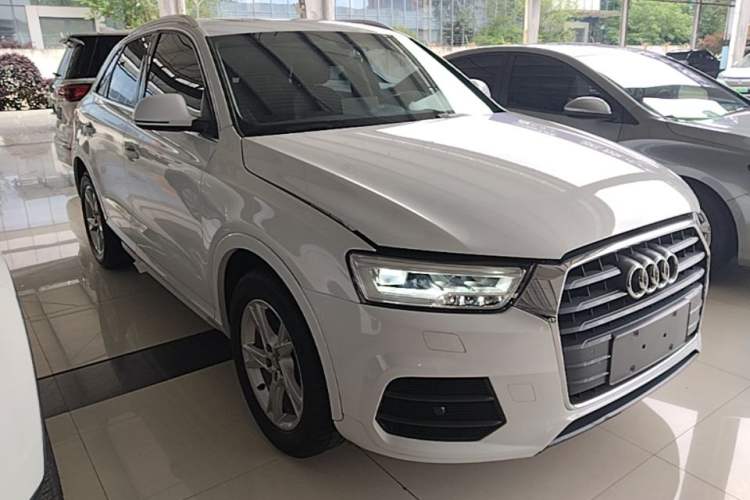 Used Audi Q3 2018 30th Anniversary Edition 30 TFSI Fashion Model Front Right 45 Deg