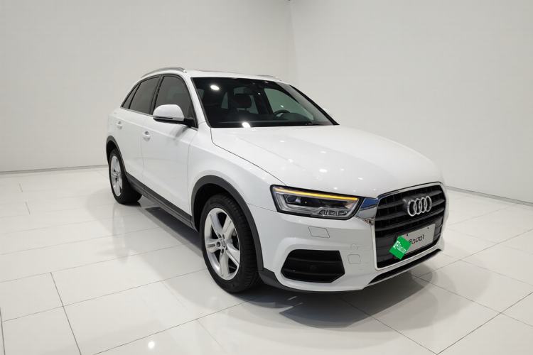 Used Audi Q3 2018 30th Anniversary Edition 30 TFSI Style Model Front Right 45 Deg