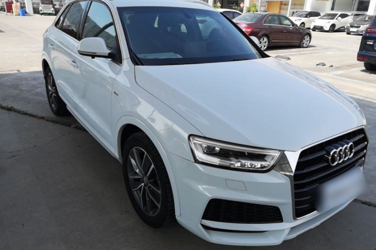 Used Audi Q3 2018 35 TFSI Fashion Edition Collector's Model Front Right 45 Deg
