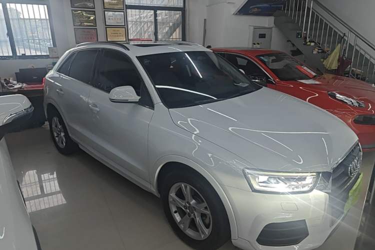 Used Audi Q3 2018 30th Anniversary Edition 35 TFSI Fashion Model Front Right 45 Deg