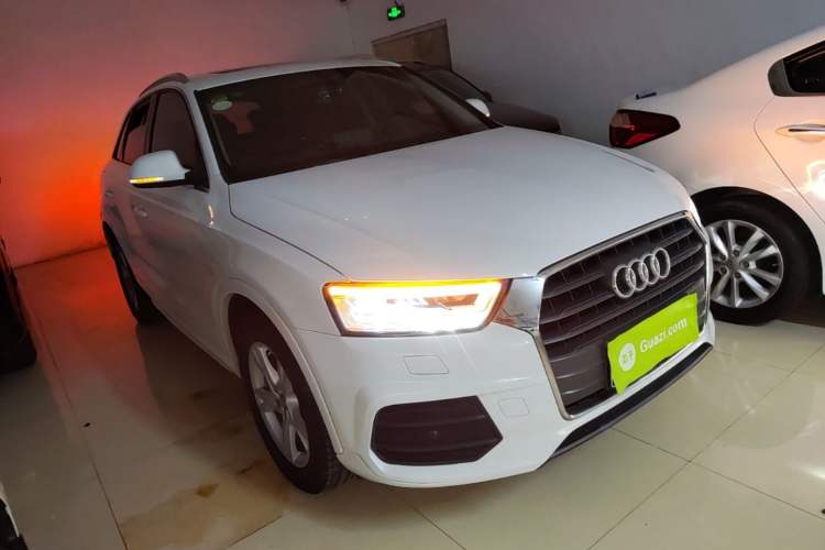 Used Audi Q3 2018 30th Anniversary Edition 30 TFSI Fashion Model Front Right 45 Deg