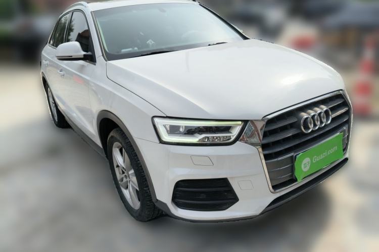 Used Audi Q3 2018 30th Anniversary Edition 30 TFSI Style Model Front Right 45 Deg
