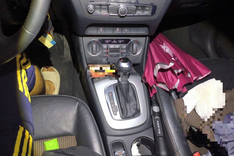 Used Audi Q3 2018 30th Anniversary Edition 30 TFSI Fashion Model Gear Lever