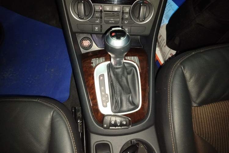 Used Audi Q3 2018 30th Anniversary Edition 35 TFSI Fashion Model Gear Lever