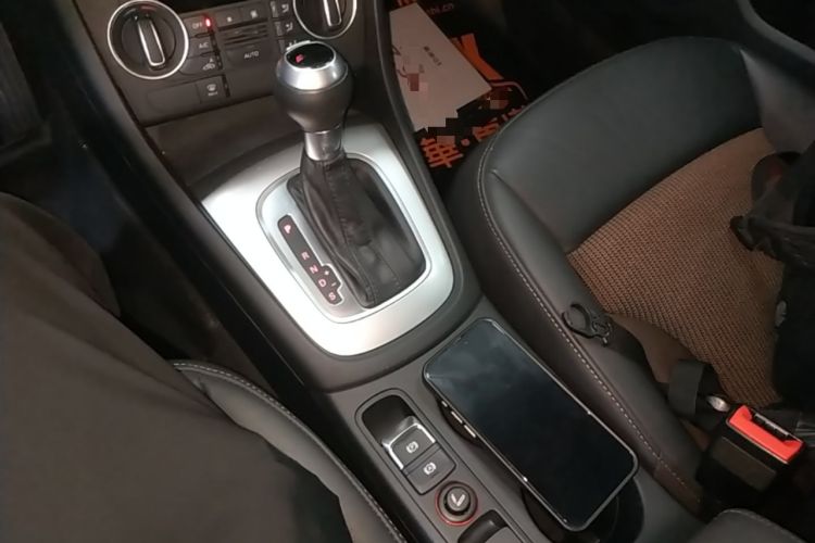 Used Audi Q3 2018 30th Anniversary Edition 30 TFSI Fashion Model Gear Lever