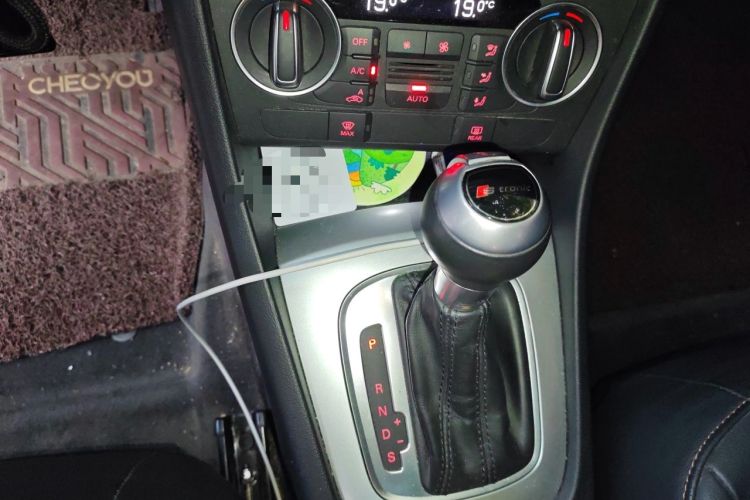 Used Audi Q3 2018 30 TFSI Fashion Edition Collector's Version Gear Lever