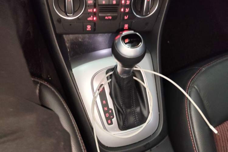 Used Audi Q3 2018 30 TFSI Fashion Edition Collector's Version Gear Lever