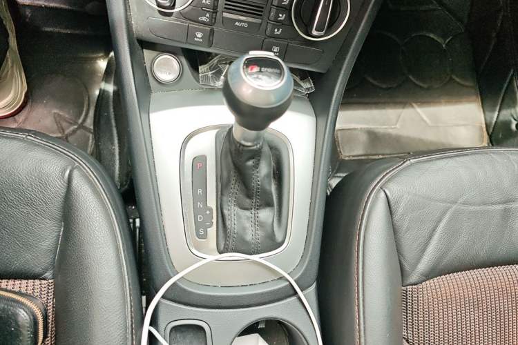 Used Audi Q3 2018 30th Anniversary Edition 30 TFSI Style Model Gear Lever